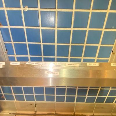 https://auctions4america.proxibid.com/Auctions-4-America/Bar-and-Lounge-Complete-Kitchen-Dining-Room/event-catalog/255252