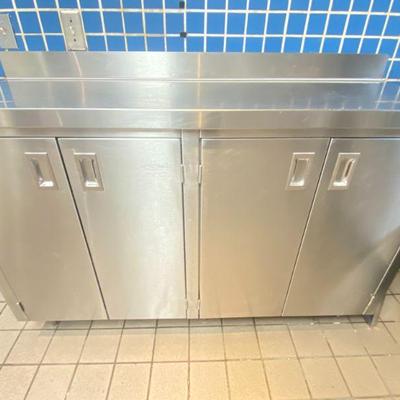 https://auctions4america.proxibid.com/Auctions-4-America/Bar-and-Lounge-Complete-Kitchen-Dining-Room/event-catalog/255252
