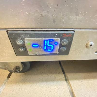 https://auctions4america.proxibid.com/Auctions-4-America/Bar-and-Lounge-Complete-Kitchen-Dining-Room/event-catalog/255252