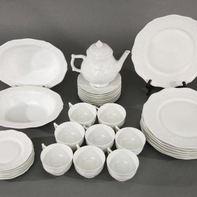 Limoges porcelain dishes set