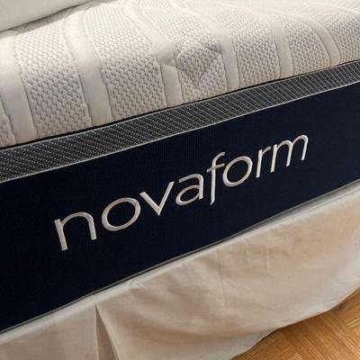 Novaform mattress (queen size)