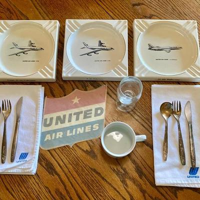 Vintage United Airlines Captains Memorabilia Poster Captains Ashtrays 1st Class Table Setting, 