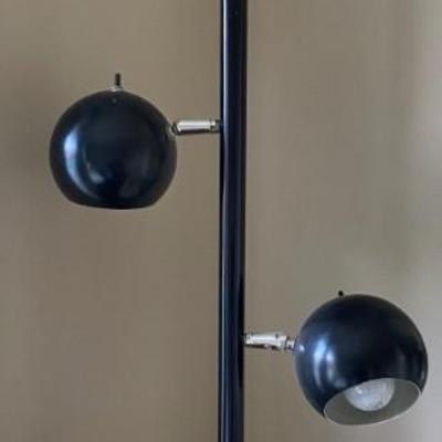 Mid-Century Retro 3 Globe Tension Pole Lamp
