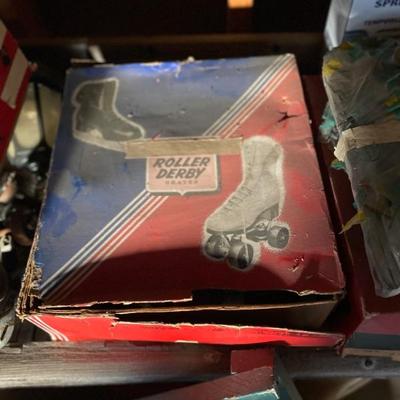 Vintage Ice and metal Roller Skates w/key!
