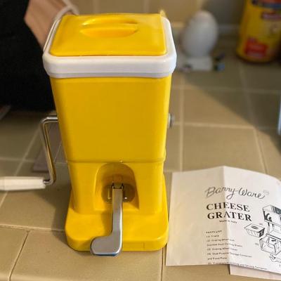 Vintage MCM Barry Ware Cheese Grater Plastic Kitchen Gadget