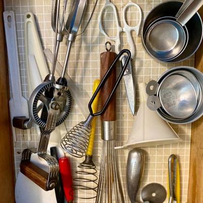 Vintage Kitchen Wares Accessories
