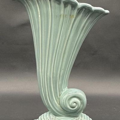 Vintage Royal Haeger Sage Green Cornucopia Vase