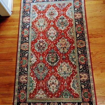 3'3" x 4'9" wool rug