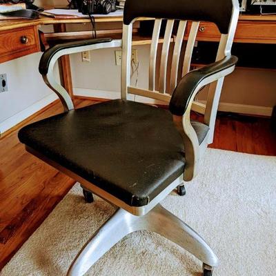 Good Form MCM American industrial aluminum arm chair