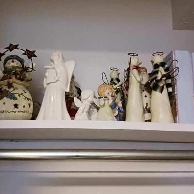 Holiday angels and h