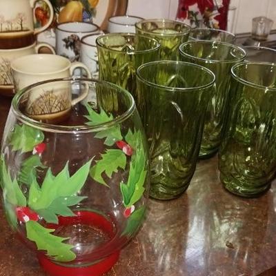 Holiday glassware