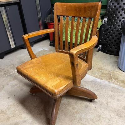 Vintage swivel office chair