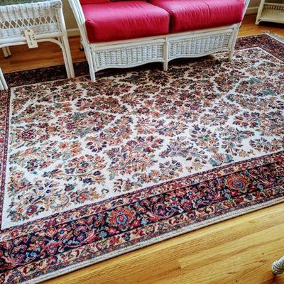 9' x 5'9" wool rug
