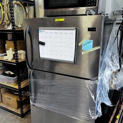 Frigidaire Apartment Refrigerator