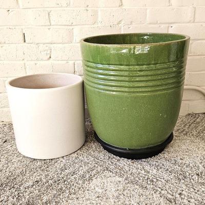 Set of Two Ceramic Garden Planters in 10