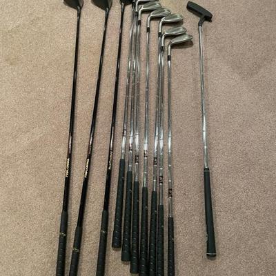 Left handed clubs