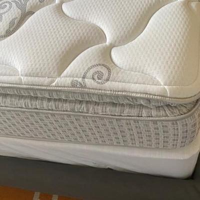 Queen size mattress, boxspring, headboard, footboard and frame (padded headboard 63" tall) Orange Area Rug 141" x 114"...
