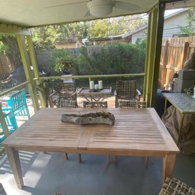 Isola Frontgate Teakwood table and 8 chairs 30 x 76 x 39