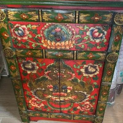 small painted asian cabinet 28 x 18 x 14