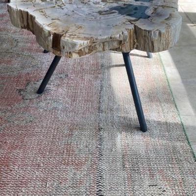 Grey loveseat area rug            10 ft x 6 ft