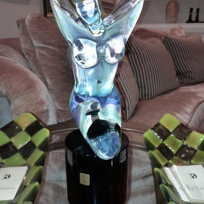 Oscar Zanetti Kneeling Woman Murano glass sculpture