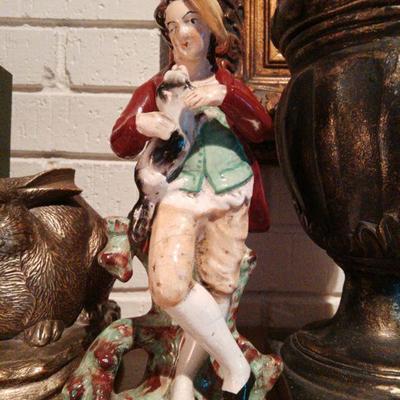 Figurine