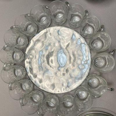 GLASS PLATTER W/CUPS