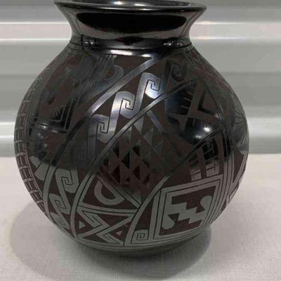 Black on blackware pottery