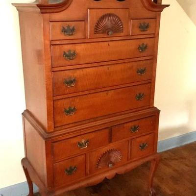 Vtg. Chippendale style bonnet top highboy in tiger maple. Excellent cond.