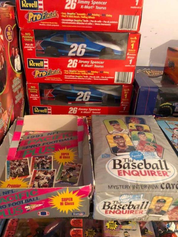 Framingham Indoor Collectibles, Art, Model Kits & Home Friday 1/26 Moving Yard Sale 93pm