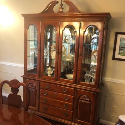Stanley 2 Piece China Cabinet