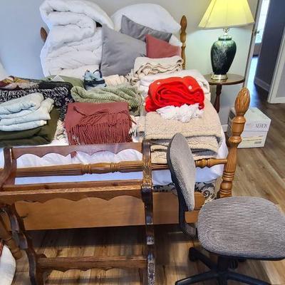 Blankets, Throws, Pillows, etc. on top of Pineapple Post Bed & Office Chair