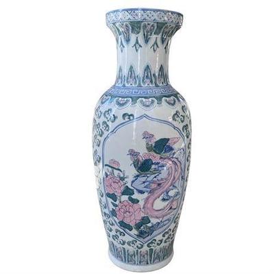 Lot 017   2 Bid(s)
Large Porcelain Chinoiserie Floor Vase with Peacock Motif