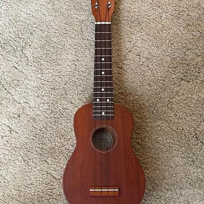 Martin tenor guitar. Model 5-17T, dated 1926.