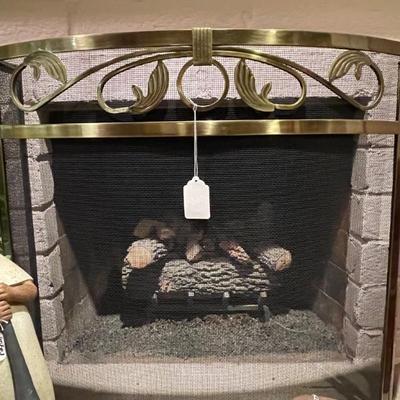 Fireplace screen