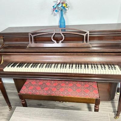 Chickering piano in very good condition 