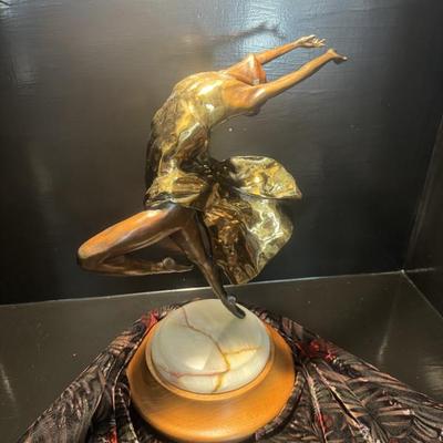 Ballerina by local artists Scott Stearman!