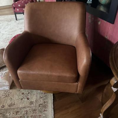 Beautiful leather chair!.