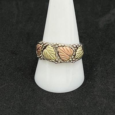 Sterling Silver & Black Hills Gold Ring w/ Signature Grape & Leaf Design Size 11