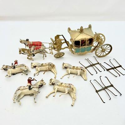 Queen Elizabeth Die Cast Carriage by Crescent Toys- Missing parts 