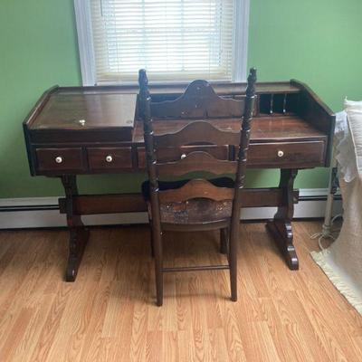 Ethan Allen Old Tavern Solid Pine Apothecary Desk