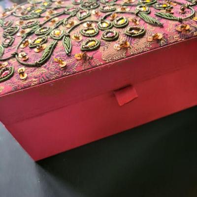 Pretty box