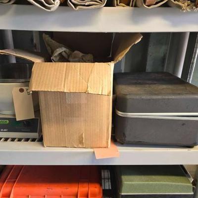 #3516 â€¢ Vintage Laboratory Equipment
