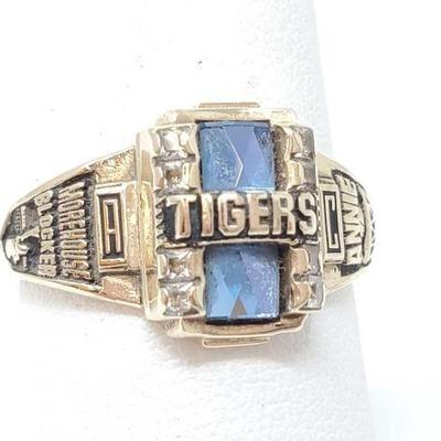 #876 â€¢ 10k Gold "Tigers" Ring with Topaz Stone, 5g

