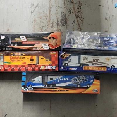 #7506 â€¢ (6) Model Nascar Trailer Rigs
