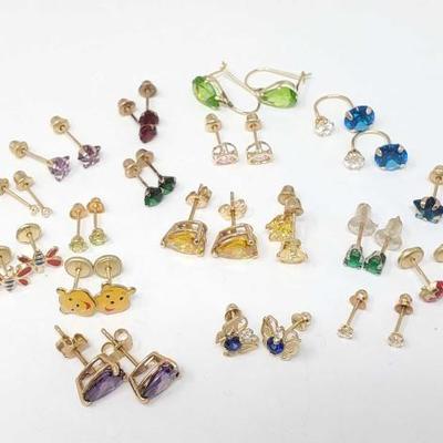 #757 â€¢ (19) Pairs of 14k Gold Earrings with Rhinestones, 10g
