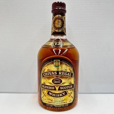 #1800 â€¢ Chivas Regal Bottle

