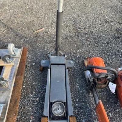 #80102 â€¢ Heavy Duty Pittsburgh Automotive Car Jack
