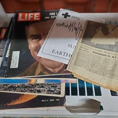 #6170 â€¢ Space Walk Newspaper & "Life" Magazines
