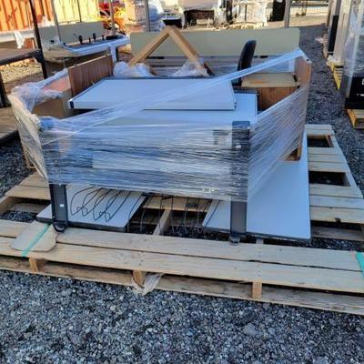 #2950 â€¢ Pallet of Office Furniture
